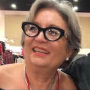 Meet your Posher, Ziva